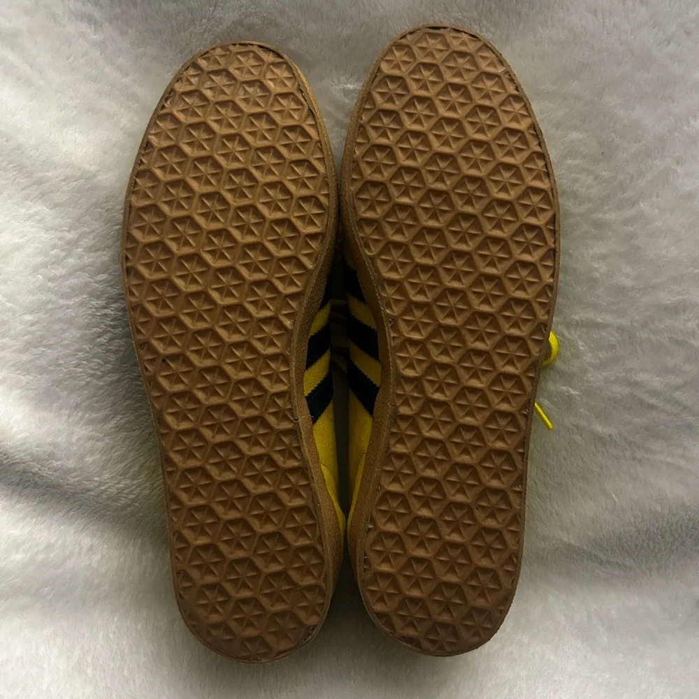 NWOT Adidas Gazelle Men’s Size 8 Suede Yellow Shoes - Picture 7 of 8